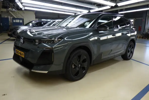 1.2 Hybrid 145 Business Tot 8 Jaar Garantie! | Navigatie | Achteruitrijcamera | Climate Control | HUD | !!