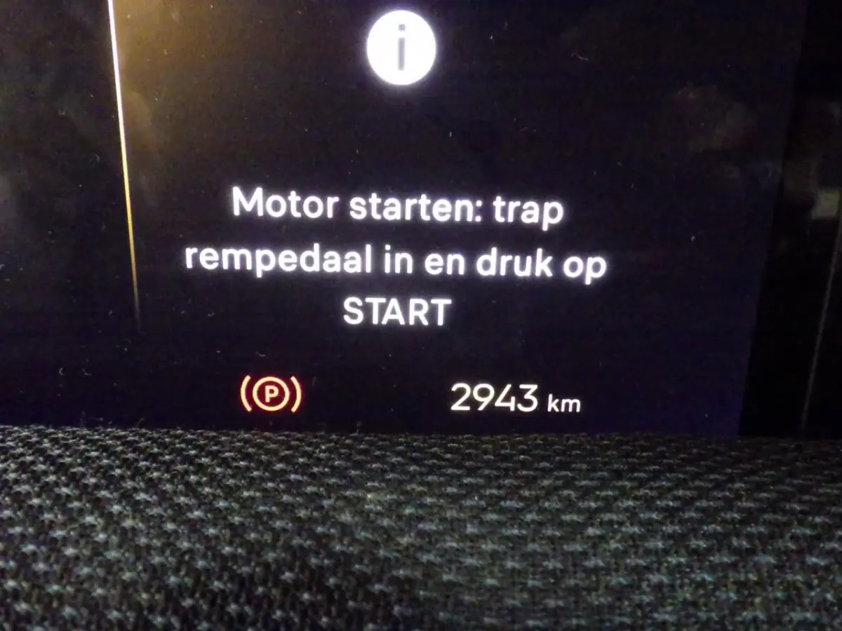 1.2 Hybrid 145 Business Tot 8 Jaar Garantie! | Navigatie | Achteruitrijcamera | Climate Control | HUD | !!