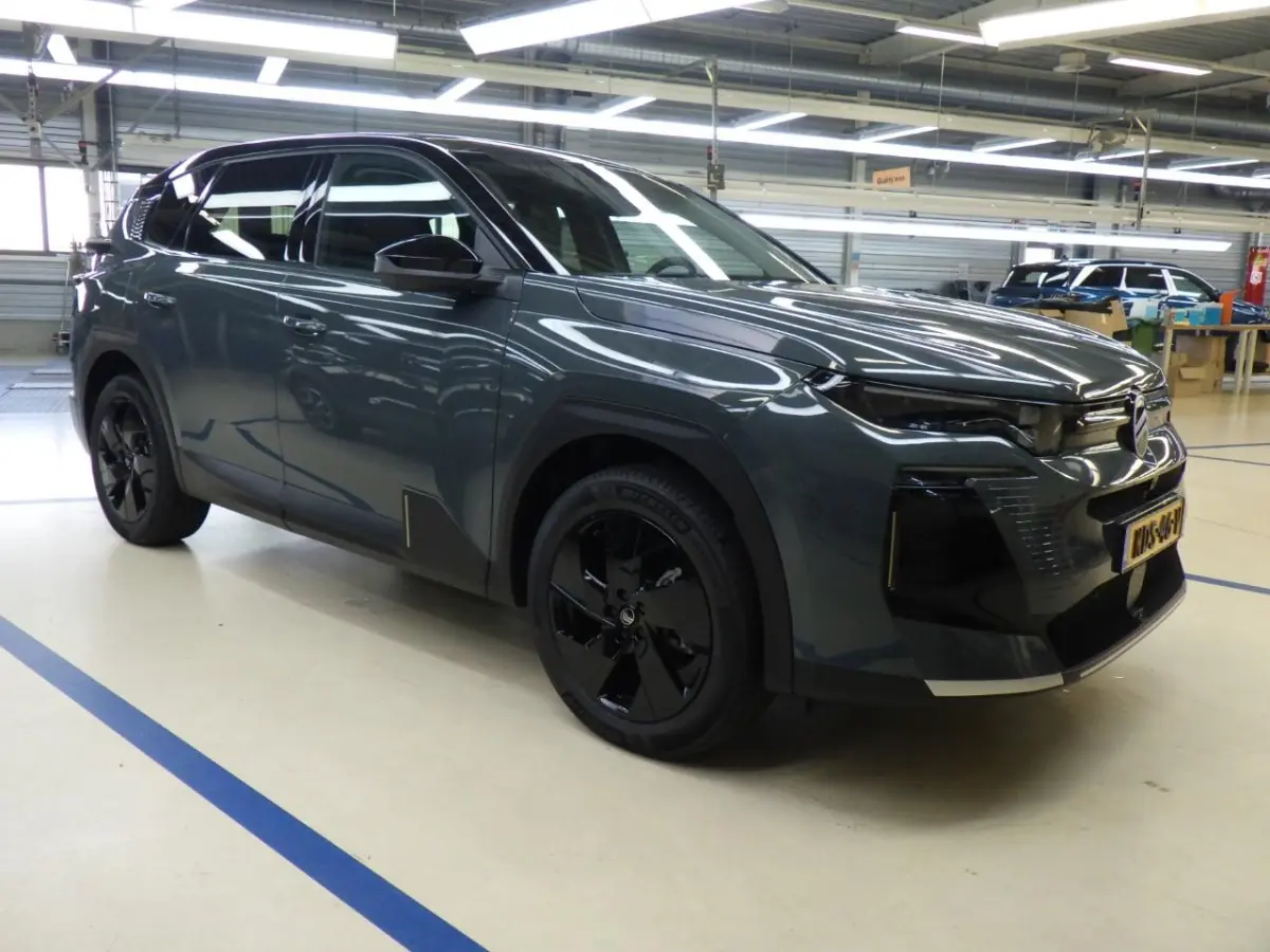 1.2 Hybrid 145 Business Tot 8 Jaar Garantie! | Navigatie | Achteruitrijcamera | Climate Control | HUD | !!