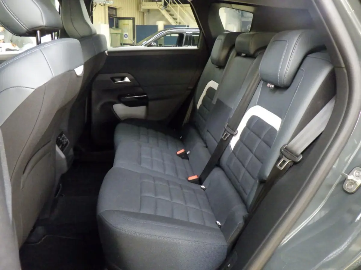 1.2 Hybrid 145 Business Tot 8 Jaar Garantie! | Navigatie | Achteruitrijcamera | Climate Control | HUD | !!