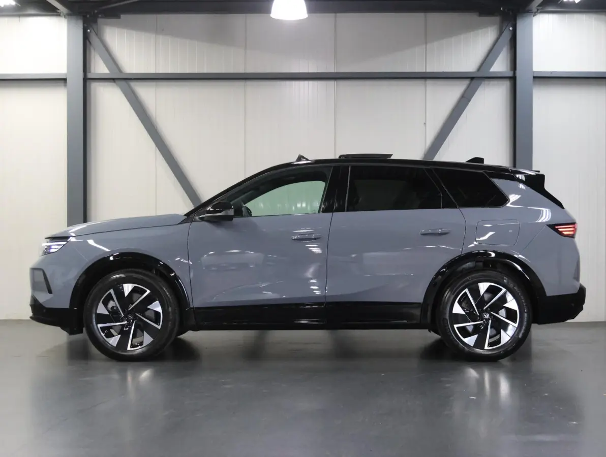 1.6 Turbo 195PK Plug-in-Hybrid GS | 1ste eigenaar | Head-up display | AppleCarPlay/AndroidAuto | Navigatie | Adaptieve Cruise Control | Keyless | AGR Stoelen | Schuifkanteldak | Stoel/Stuur/