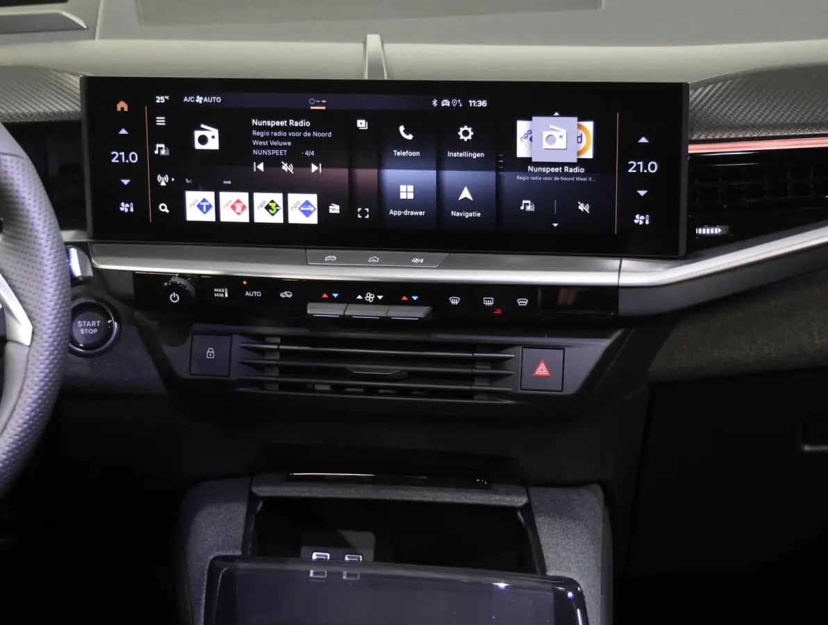 1.6 Turbo 195PK Plug-in-Hybrid GS | 1ste eigenaar | Head-up display | AppleCarPlay/AndroidAuto | Navigatie | Adaptieve Cruise Control | Keyless | AGR Stoelen | Schuifkanteldak | Stoel/Stuur/
