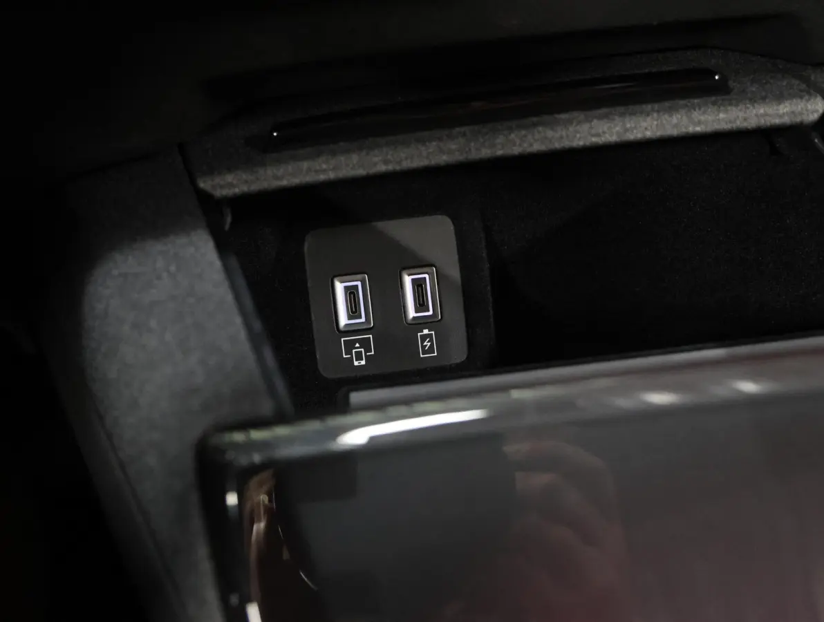 1.6 Turbo 195PK Plug-in-Hybrid GS | 1ste eigenaar | Head-up display | AppleCarPlay/AndroidAuto | Navigatie | Adaptieve Cruise Control | Keyless | AGR Stoelen | Schuifkanteldak | Stoel/Stuur/