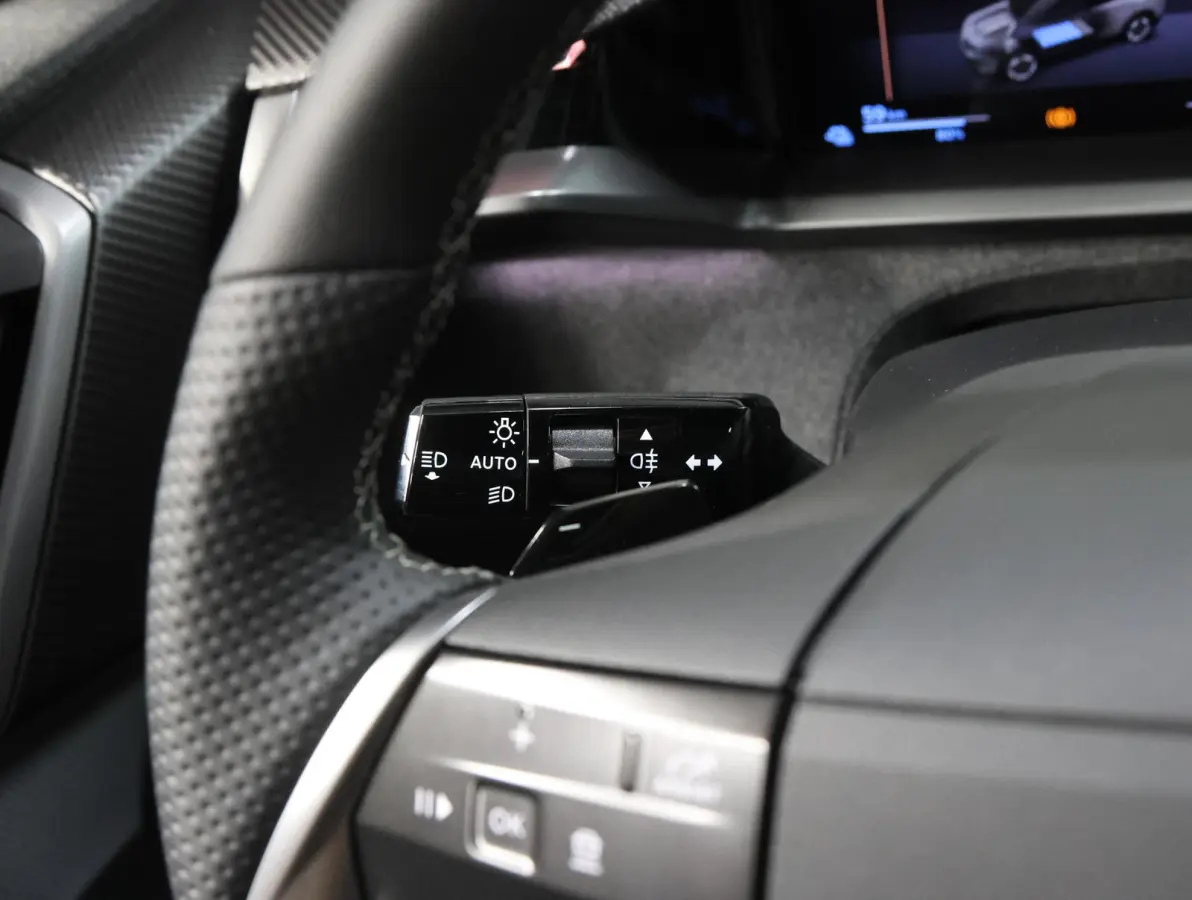 1.6 Turbo 195PK Plug-in-Hybrid GS | 1ste eigenaar | Head-up display | AppleCarPlay/AndroidAuto | Navigatie | Adaptieve Cruise Control | Keyless | AGR Stoelen | Schuifkanteldak | Stoel/Stuur/