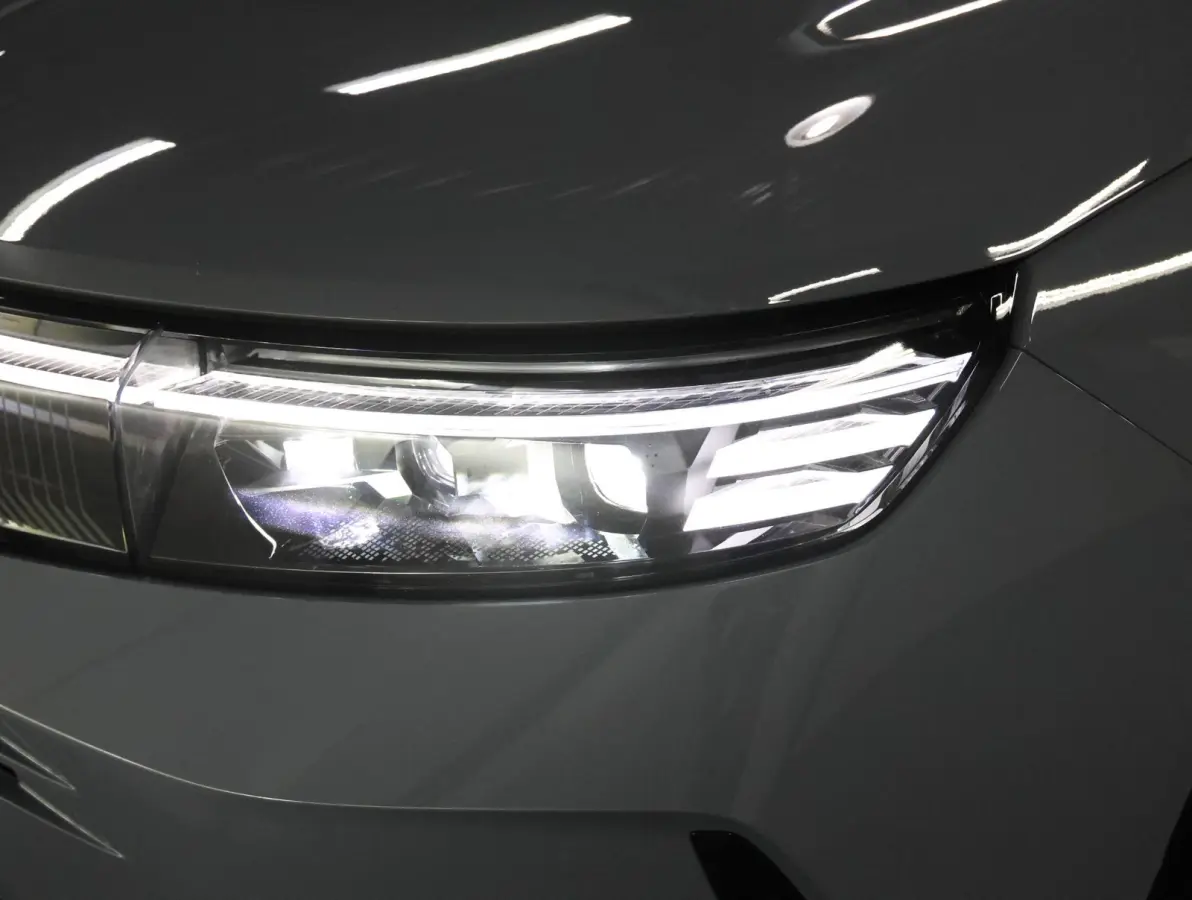 1.6 Turbo 195PK Plug-in-Hybrid GS | 1ste eigenaar | Head-up display | AppleCarPlay/AndroidAuto | Navigatie | Adaptieve Cruise Control | Keyless | AGR Stoelen | Schuifkanteldak | Stoel/Stuur/