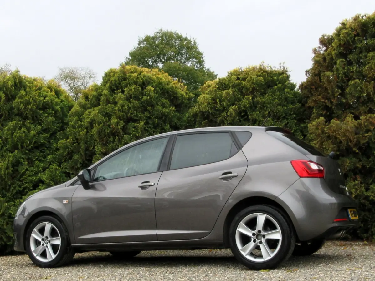 1.0 EcoTSI FR Automaat * Navi * Xenon *
