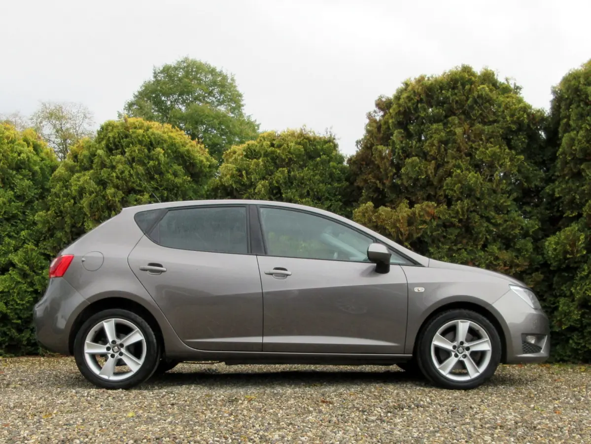 1.0 EcoTSI FR Automaat * Navi * Xenon *
