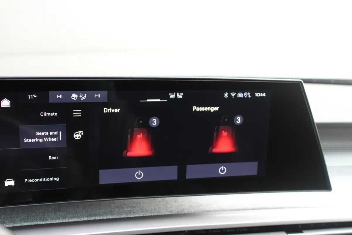 GT Avantage 73 kWh 7p | Fase 3 laden | SOH 100% | Luxe stoelen | Elektrische verstelbare stoelen | Alcantara | NL auto |