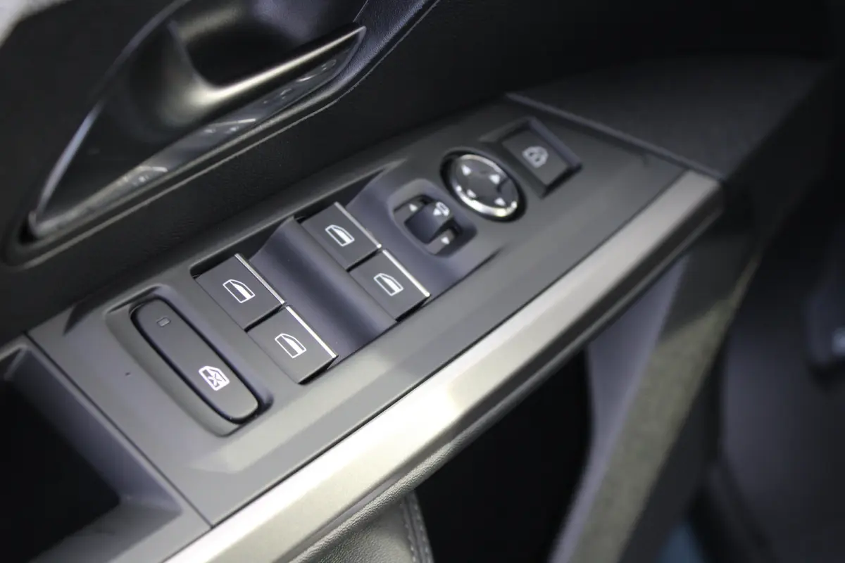 GT Avantage 73 kWh 7p | Fase 3 laden | SOH 100% | Luxe stoelen | Elektrische verstelbare stoelen | Alcantara | NL auto |
