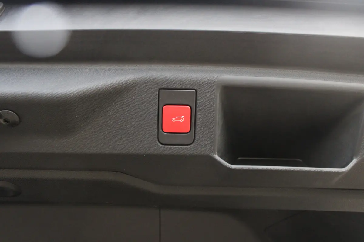 GT Avantage 73 kWh 7p | Fase 3 laden | SOH 100% | Luxe stoelen | Elektrische verstelbare stoelen | Alcantara | NL auto |