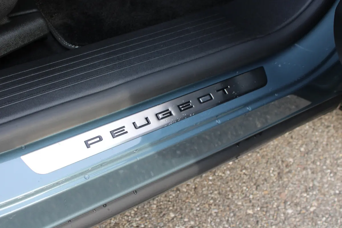 GT Avantage 73 kWh 7p | Fase 3 laden | SOH 100% | Luxe stoelen | Elektrische verstelbare stoelen | Alcantara | NL auto |