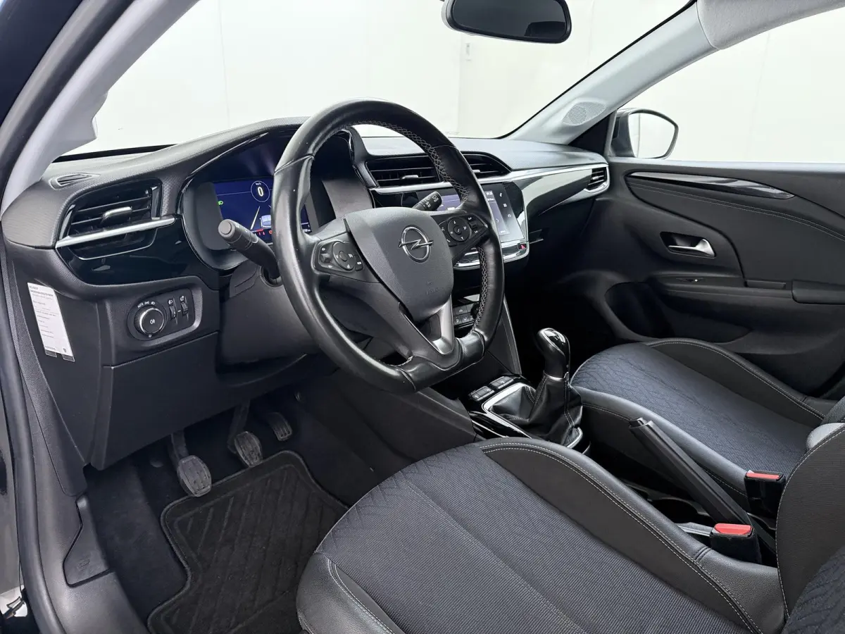 Edition 75pk | Navigatie via Apple Carplay en Android auto | Airco | Lichtmetalen velgen | Cruise control