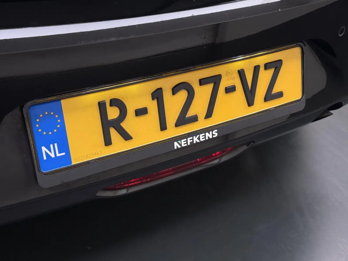 Edition 75pk | Navigatie via Apple Carplay en Android auto | Airco | Lichtmetalen velgen | Cruise control