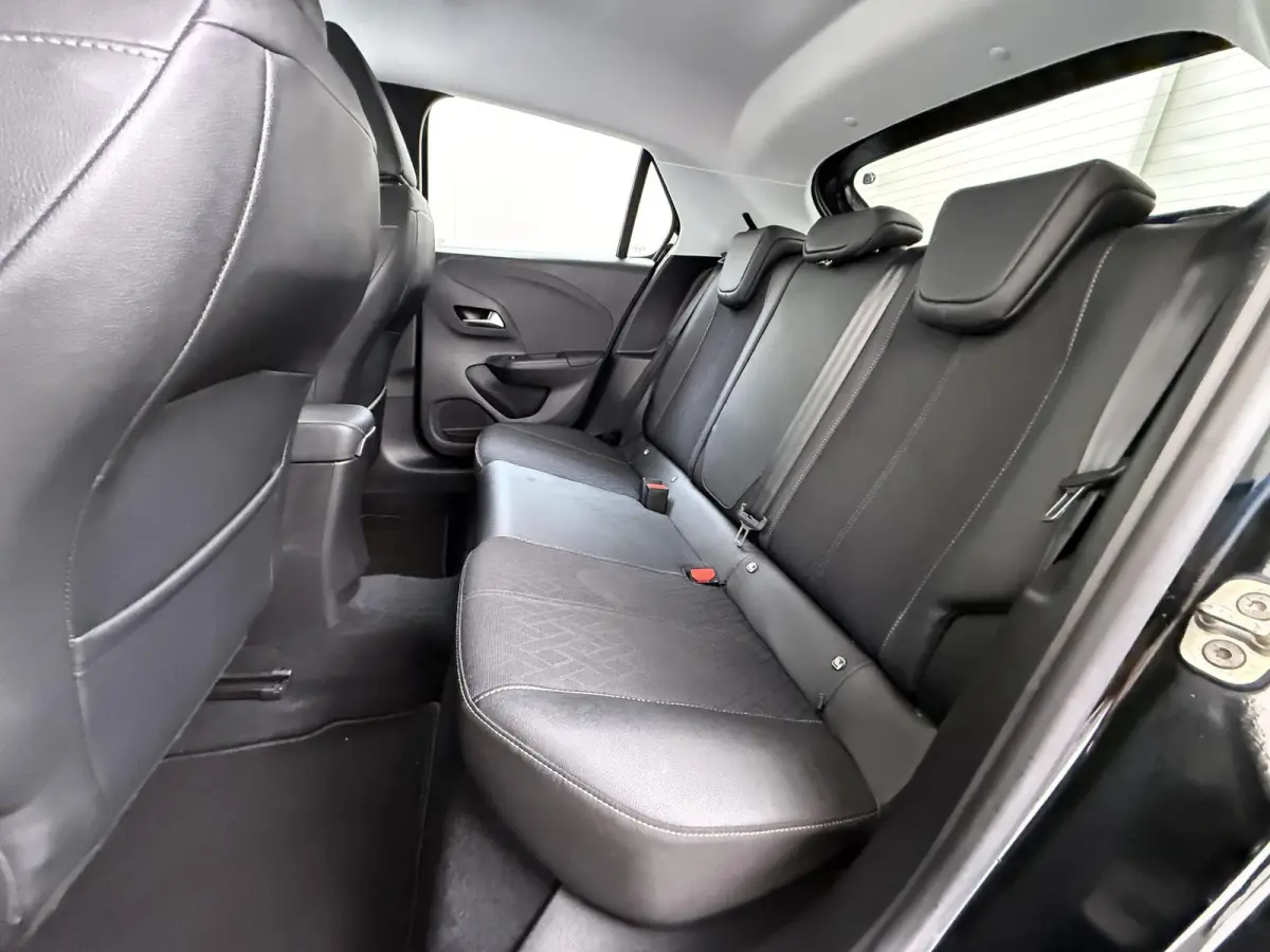 Edition 75pk | Navigatie via Apple Carplay en Android auto | Airco | Lichtmetalen velgen | Cruise control