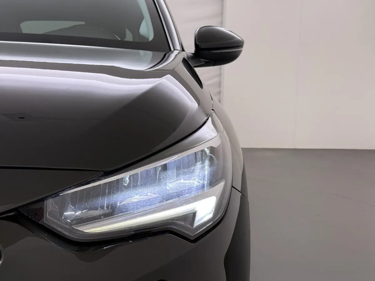 Edition 75pk | Navigatie via Apple Carplay en Android auto | Airco | Lichtmetalen velgen | Cruise control