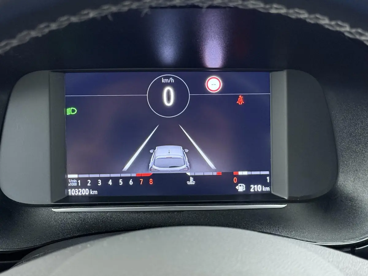 Edition 75pk | Navigatie via Apple Carplay en Android auto | Airco | Lichtmetalen velgen | Cruise control