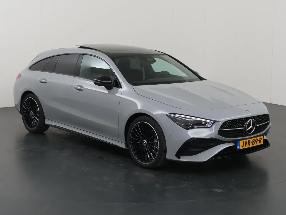180 Business Solution AMG | AMG Line Plus | Nightpakket | Head-up display | 360° camera | Dodehoekassistent | 19 inch AMG Velgen |