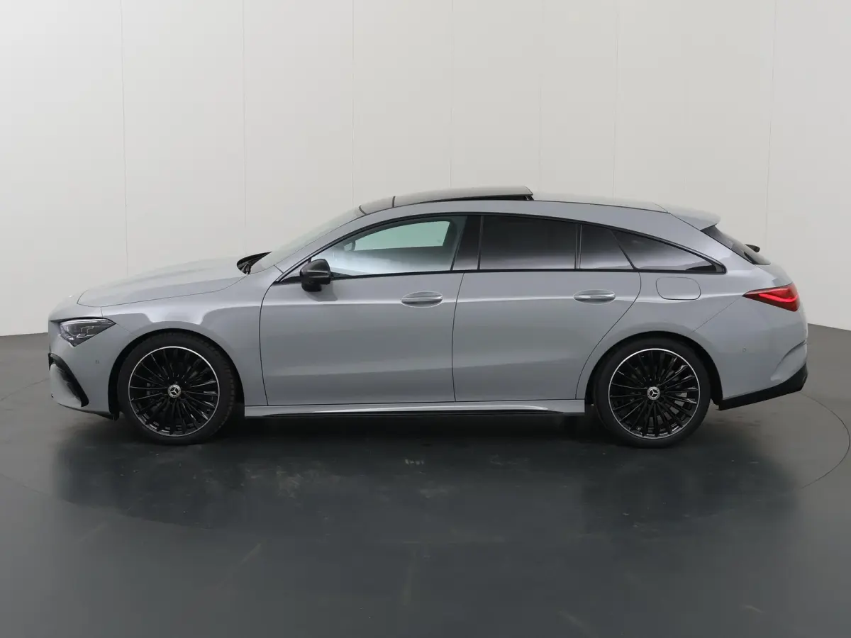 180 Business Solution AMG | AMG Line Plus | Nightpakket | Head-up display | 360° camera | Dodehoekassistent | 19 inch AMG Velgen |