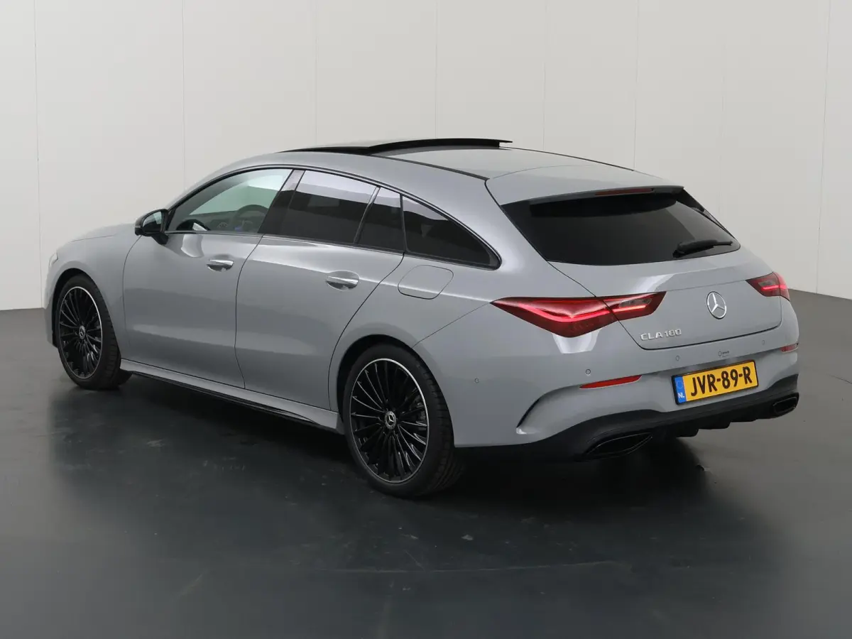 180 Business Solution AMG | AMG Line Plus | Nightpakket | Head-up display | 360° camera | Dodehoekassistent | 19 inch AMG Velgen |