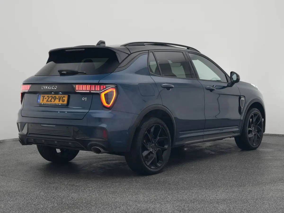 1.5 1.5 Plug-in Hybrid | 360° | BLACK | ZWARTE HEMEL | NLD AUTO