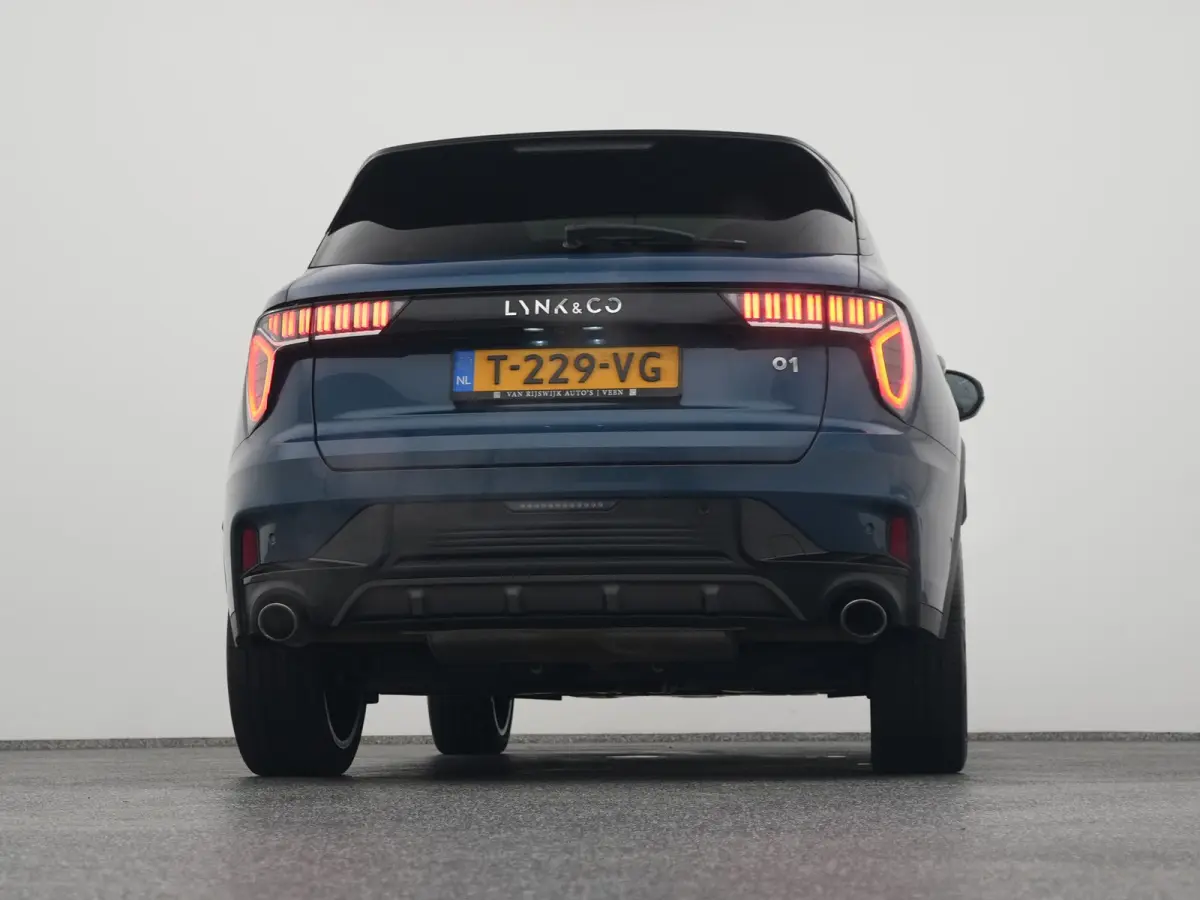 1.5 1.5 Plug-in Hybrid | 360° | BLACK | ZWARTE HEMEL | NLD AUTO