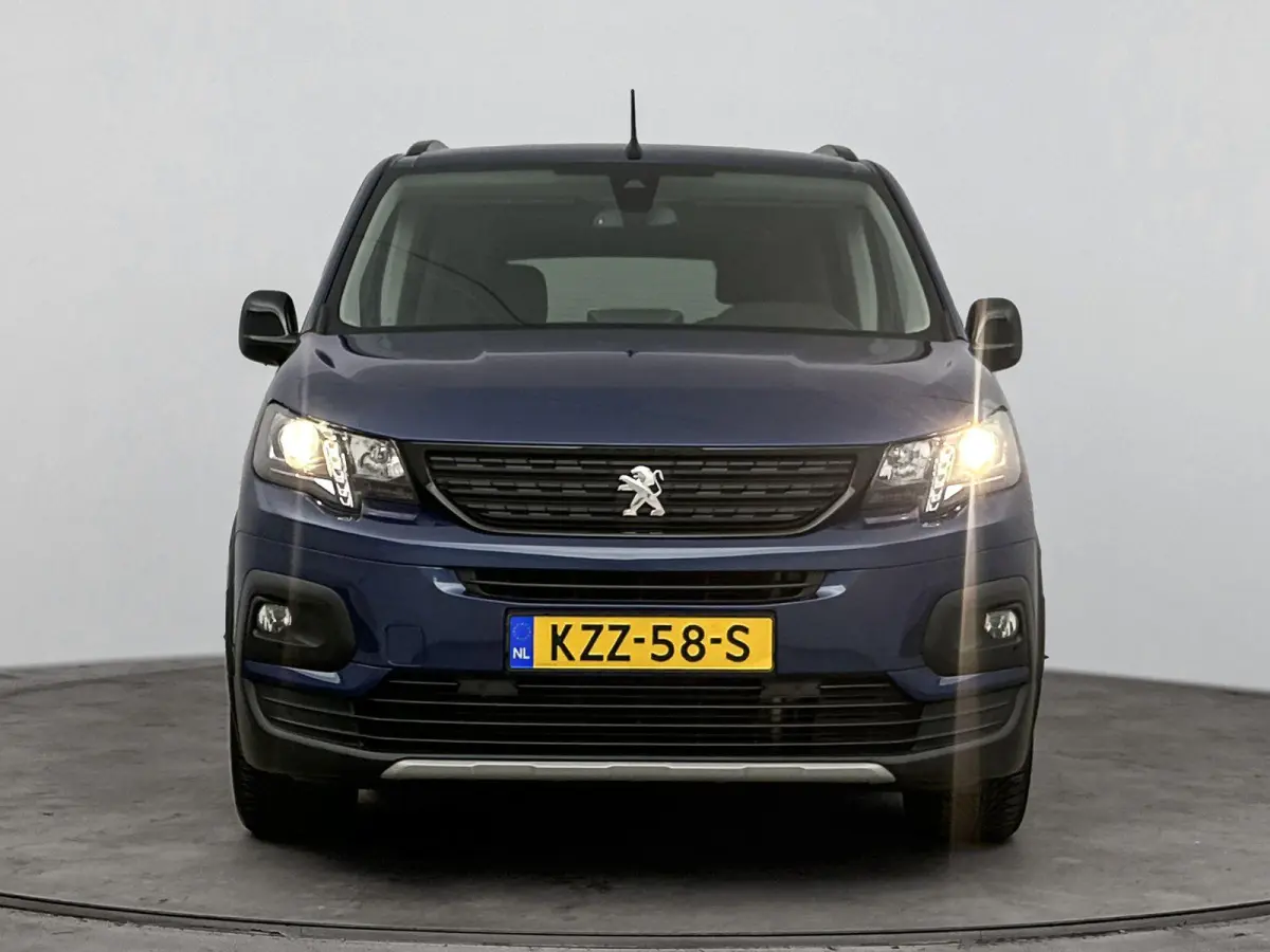 EV Active Pack 50 kWh Apple Carplay /Android auto| Camera |Dode hoeksensoren| Key Less Start| Climate Controle