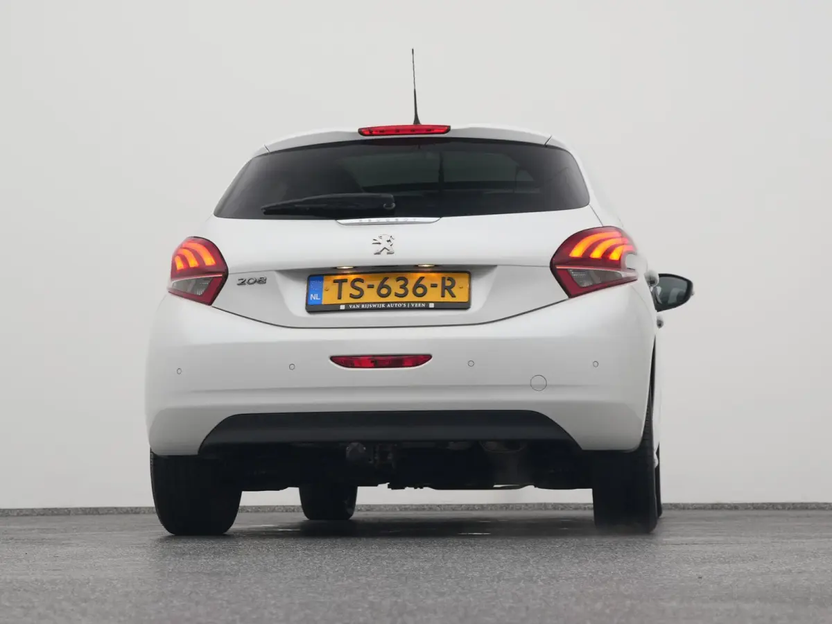 1.2 PureTech 110 PK Automaat Allure | PANO | CARPLAY | TREKHAAK