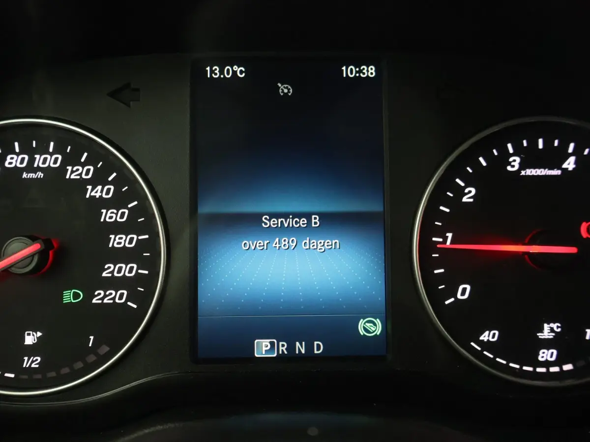 113 BENZINE 130 PK AUTOMAAT PRO + CAMERA | 3 ZITS | APPLE CARPLAY | LED | LMV | CRUISE | DAB