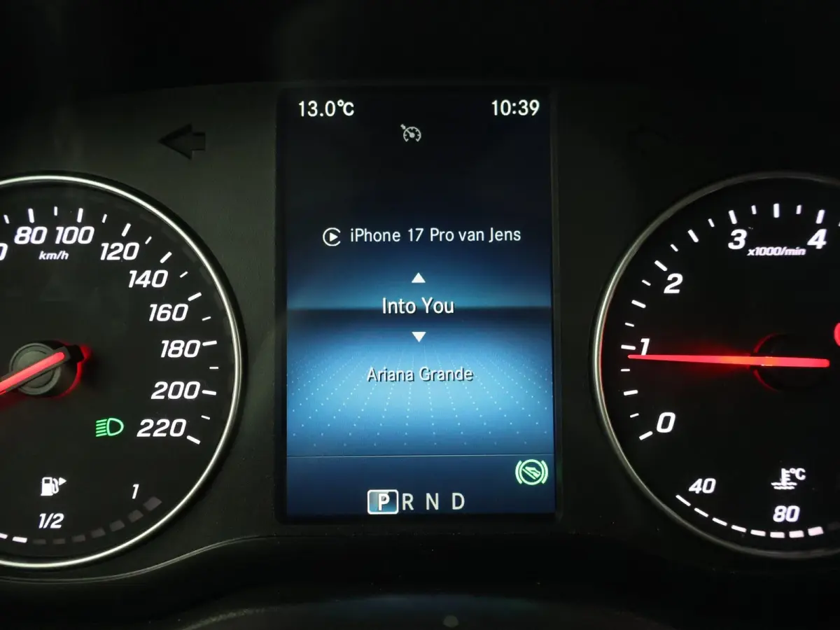 113 BENZINE 130 PK AUTOMAAT PRO + CAMERA | 3 ZITS | APPLE CARPLAY | LED | LMV | CRUISE | DAB