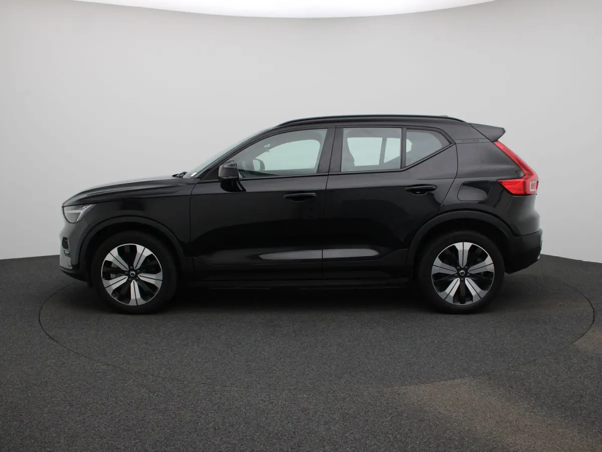 Core | Apple Carplay / Android Auto | Climate Control | Cruise Control | Achteruitrijcamera | Lichtmetalen Velgen |