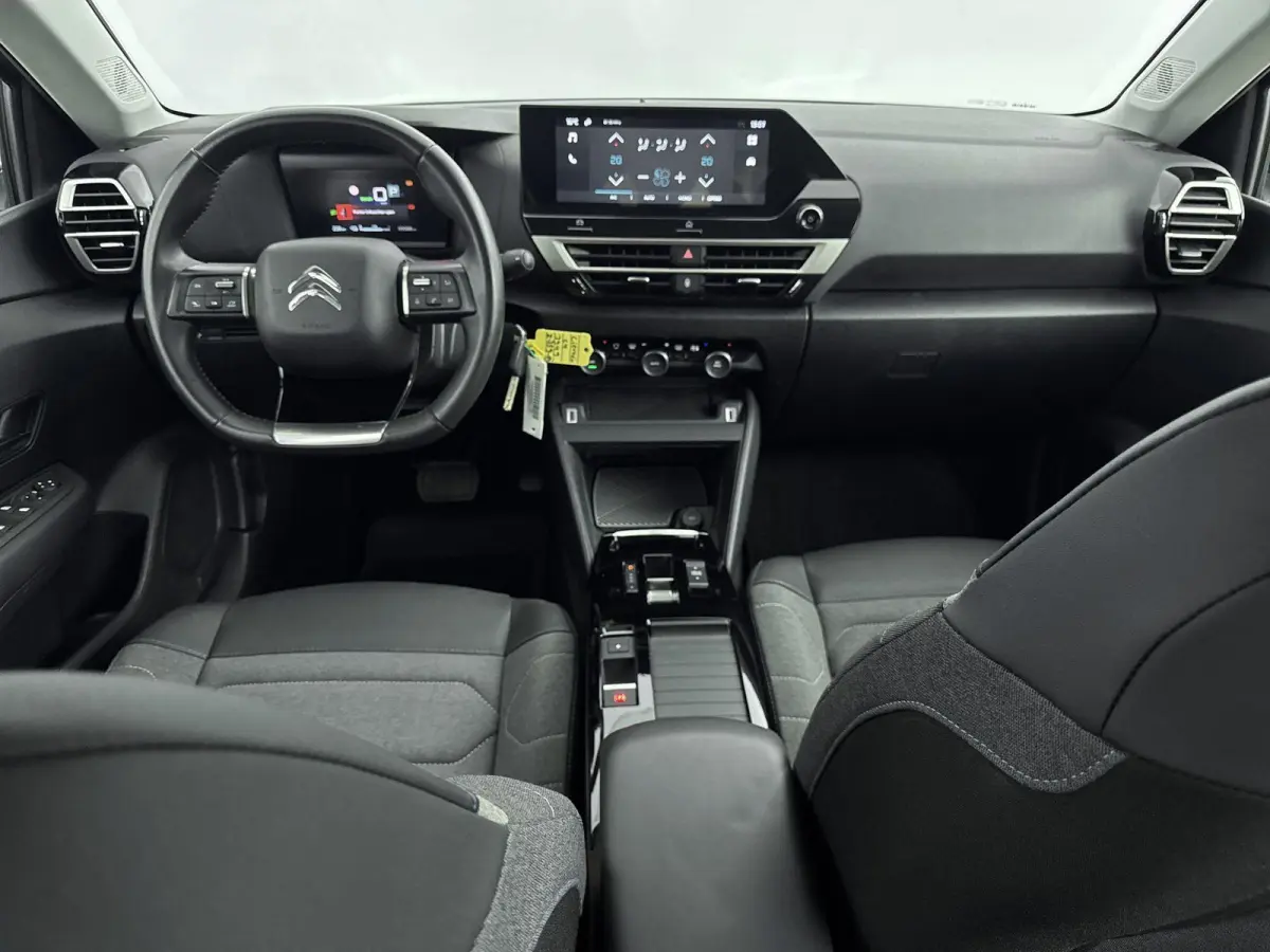 You 50 kWh Apple carplay/Android Auto/Cruise Controle/ Climate Controle