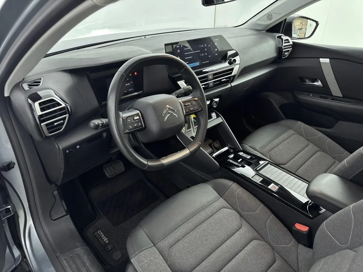 You 50 kWh Apple carplay/Android Auto/Cruise Controle/ Climate Controle