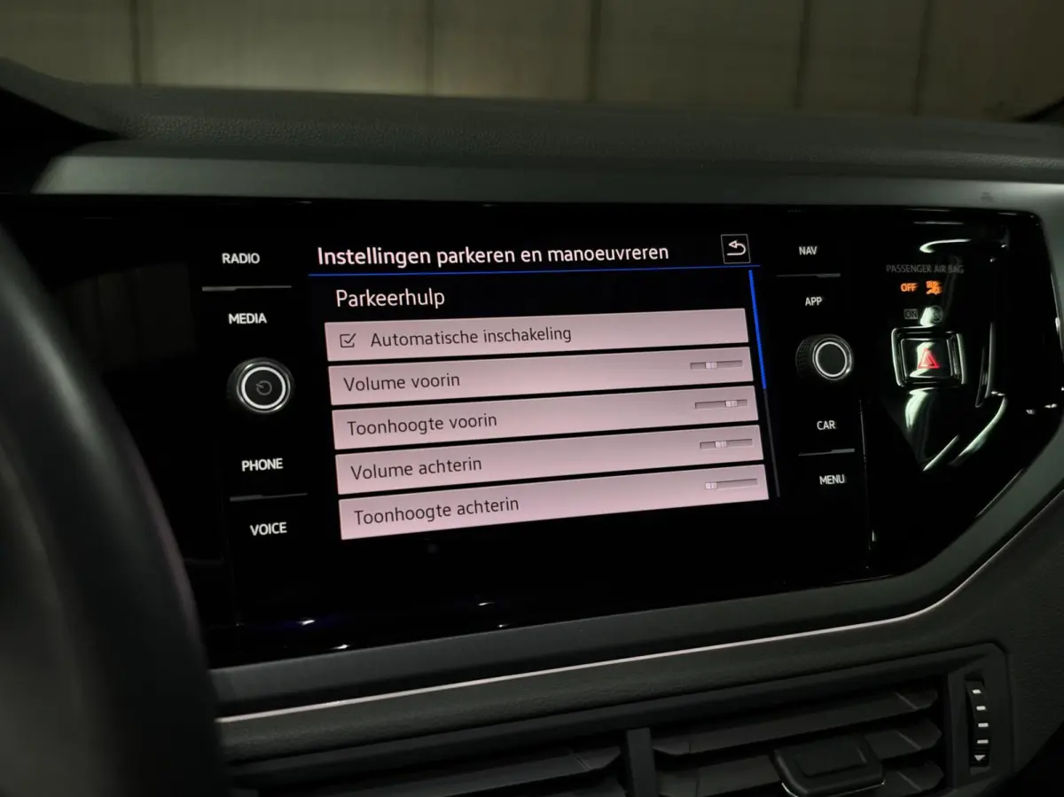 1.5 TSI R-Line|PANO|IQ|ACC|BEATS|KEYLESS|VIRTUAL|DODEHOEK
