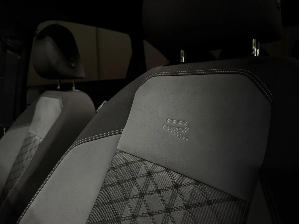 1.5 TSI R-Line|PANO|IQ|ACC|BEATS|KEYLESS|VIRTUAL|DODEHOEK