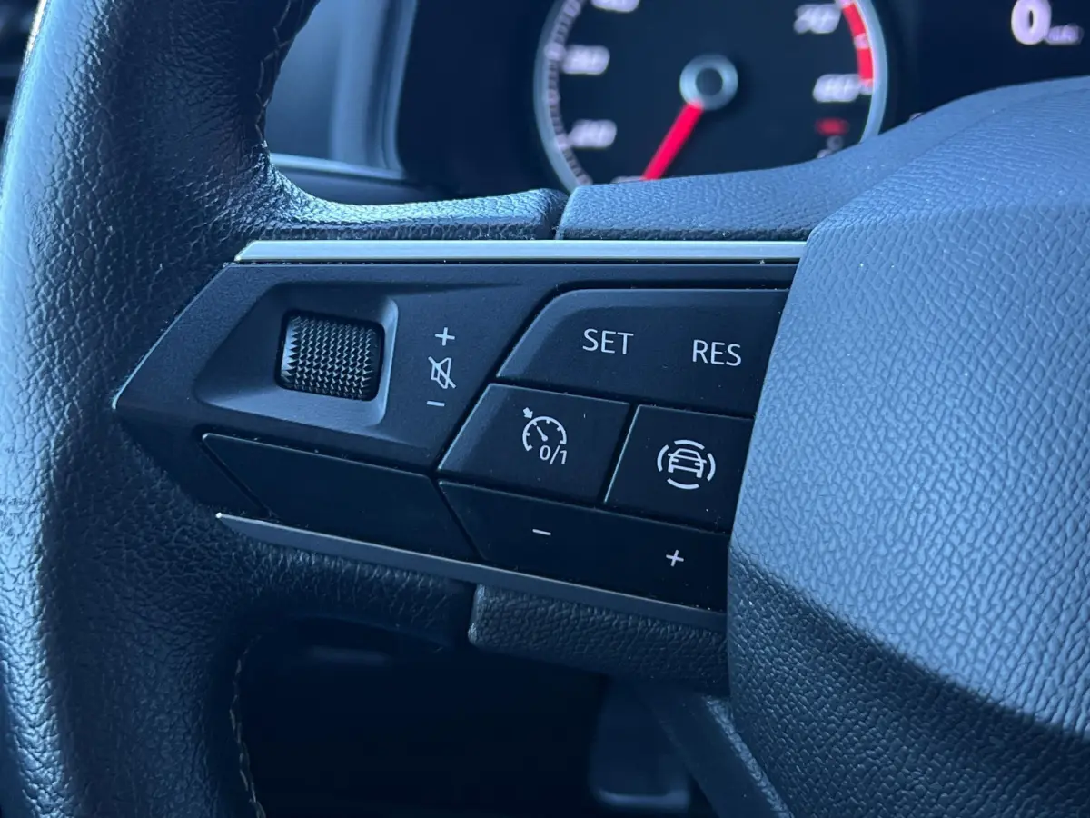 1.0 EcoTSI|Carplay|LED|PDC|Clima|Bluetooth|Cruise