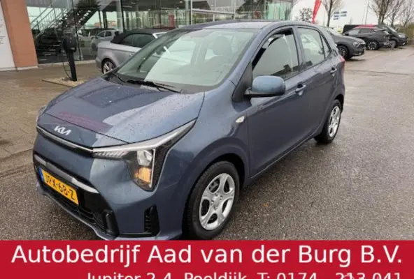 1.0 DynamicLine Automaat Navigatie , Bleutooth , Apple carplay , Camera & Parkeerhulp achter , Airo , Electr ramen - spiegels en deur vergrendeling €19.000,- ex btw