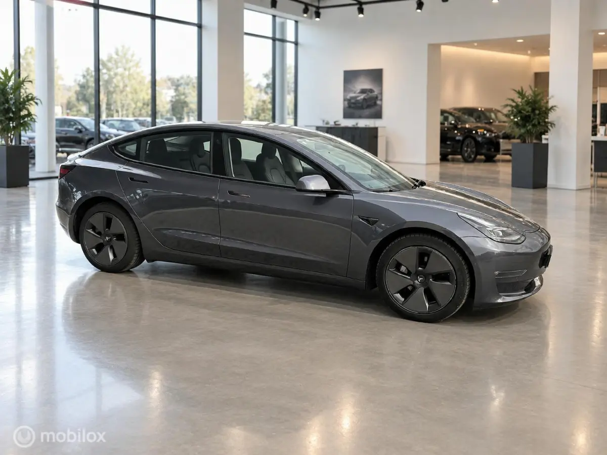 Long Range AWD 75kWh | SOH 91% MOBA | Trekhaak 1000kg | Warmtepomp | 351PK | Autopilot Basic