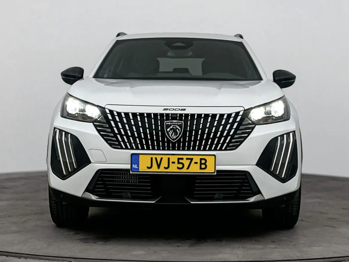 1.2 Hybrid 145 Allure | Navigatie | Dodehoek sensoren| Camera | Cruise Control