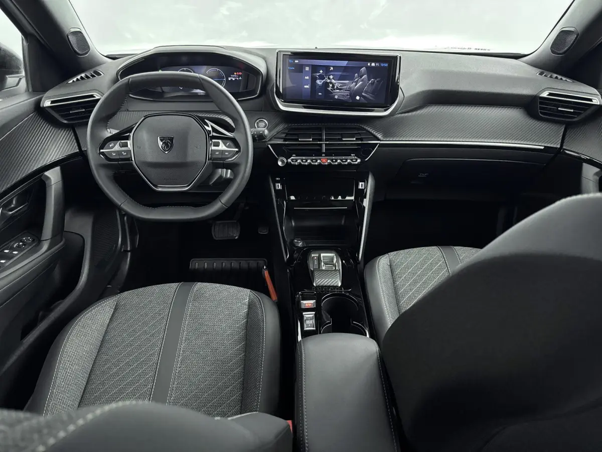 1.2 Hybrid 145 Allure | Navigatie | Dodehoek sensoren| Camera | Cruise Control