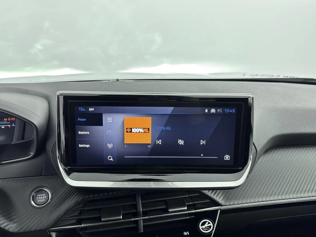 1.2 Hybrid 145 Allure | Navigatie | Dodehoek sensoren| Camera | Cruise Control