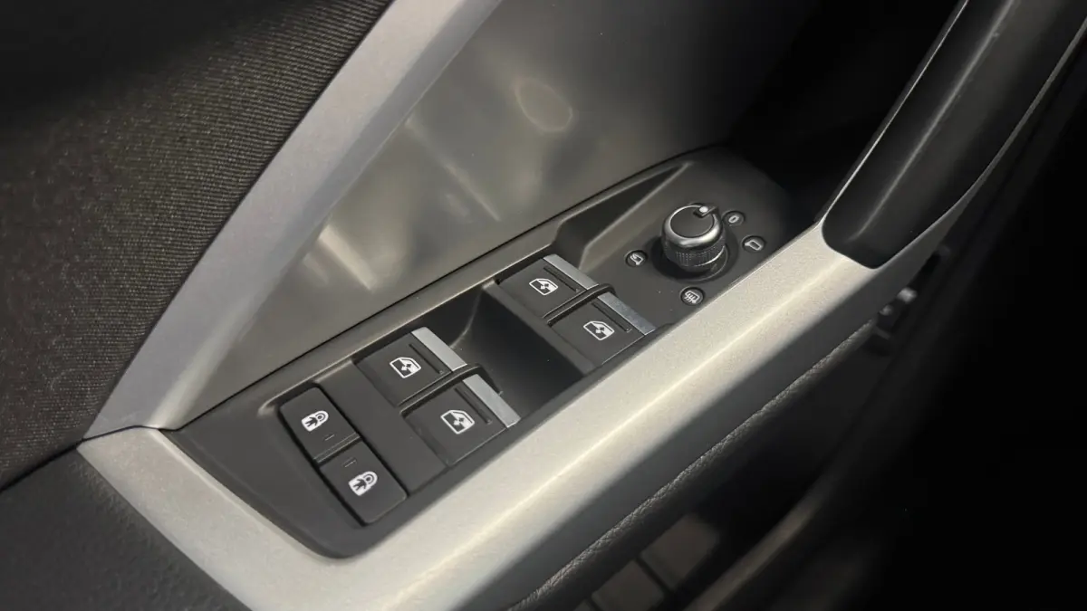 45 TFSIe ADVANCED EDITION / NAV / CLIMA / FULL-LED / PDC / NARDO GREY / BLUETOOTH / CRUISECONTROL !!