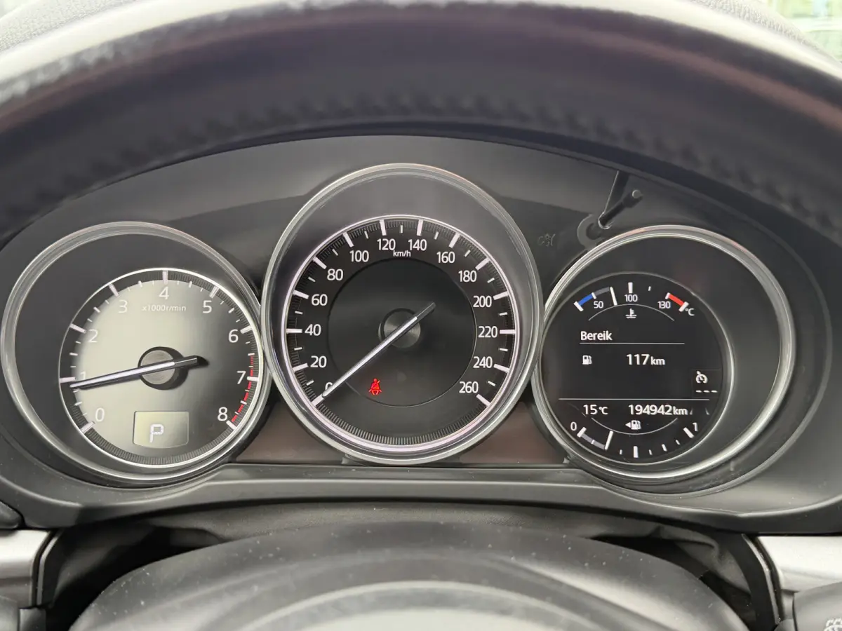 2.0 SkyActiv-G 165 GT-M 4WD 2000kg Trekgewicht