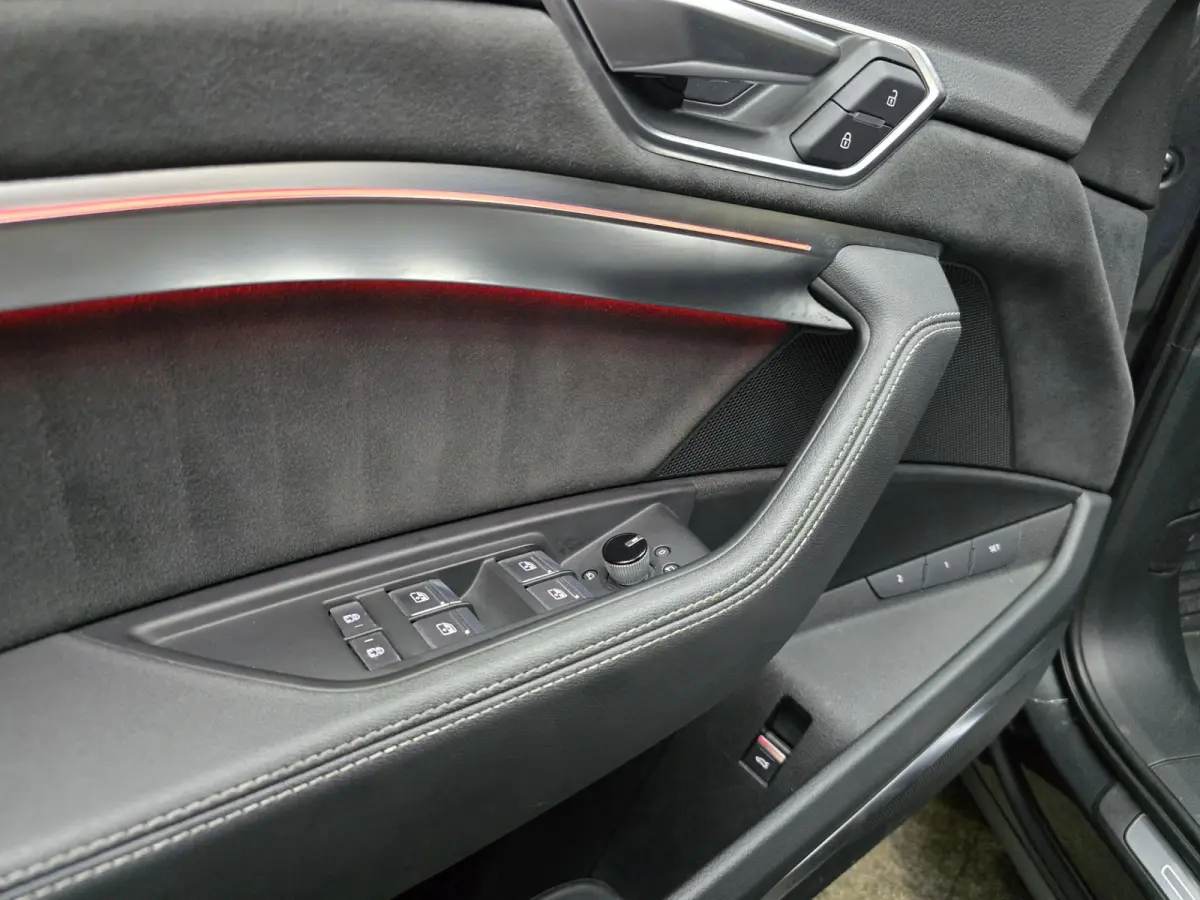 S quattro 95 kWh 503PK! Pano Leder Softclose 360 HUD Trekhaak B&O ACC 22"LM Keyless entry/ go