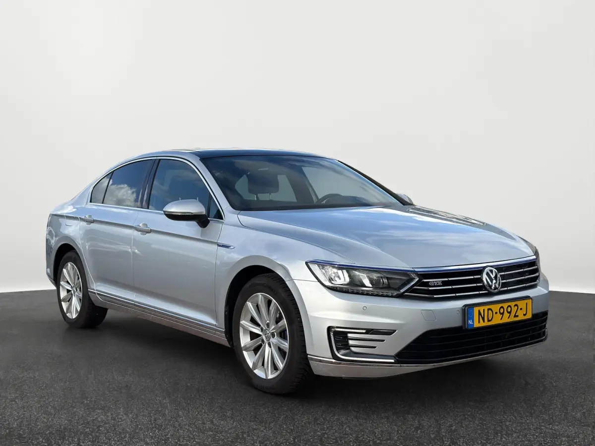 1.4 TSI GTE Highline | 218Pk | SOH 80% | PHEV | Pano Dak | Trekhaak |