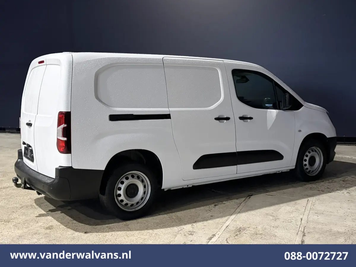 1.5D 102pk L2H1 Euro6 Airco | Apple Carplay | Trekhaak | Cruisecontrol Parkeersensoren, Android Auto, Zijdeur, Bijrijdersbank