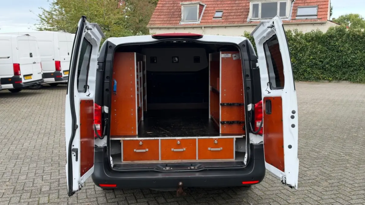 114 CDI 100KW 136PK L2H1 AUTOMAAT EURO 6 AIRCO/ CAMERA/ TREKHAAK/ CRUISE CONTROL/ 100% DEALERONDERHOUDEN