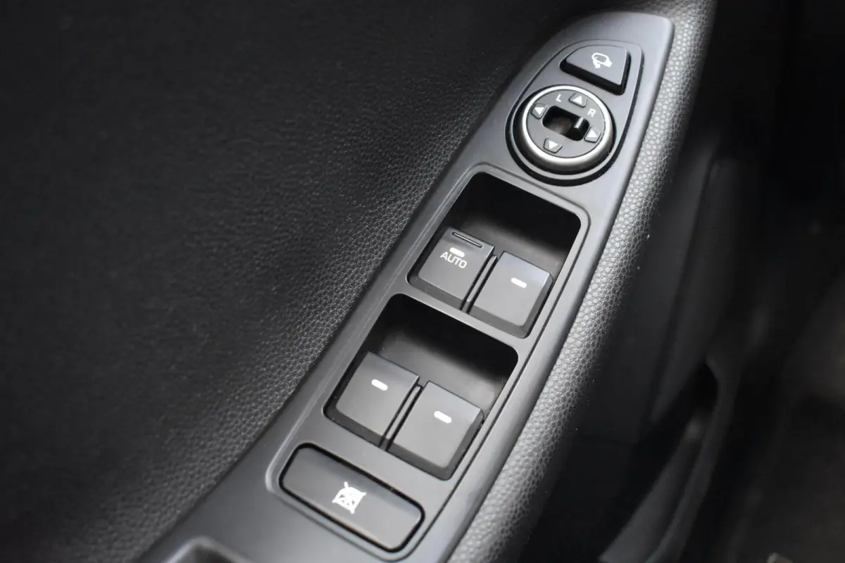 1.0 T-GDI Comfort | Camera | Carplay | Climate | Sportvelgen |