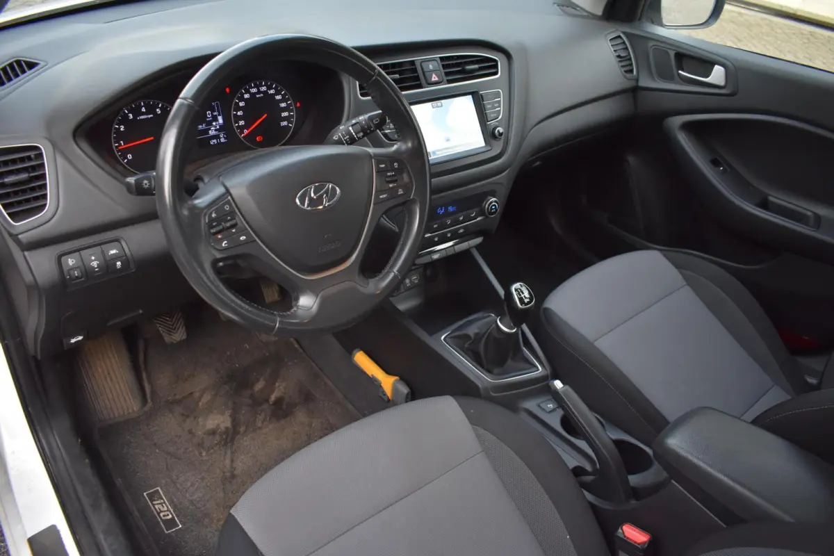 1.0 T-GDI Comfort | Camera | Carplay | Climate | Sportvelgen |
