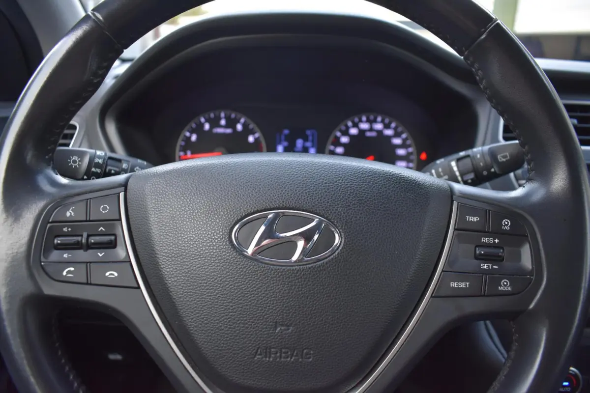 1.0 T-GDI Comfort | Camera | Carplay | Climate | Sportvelgen |