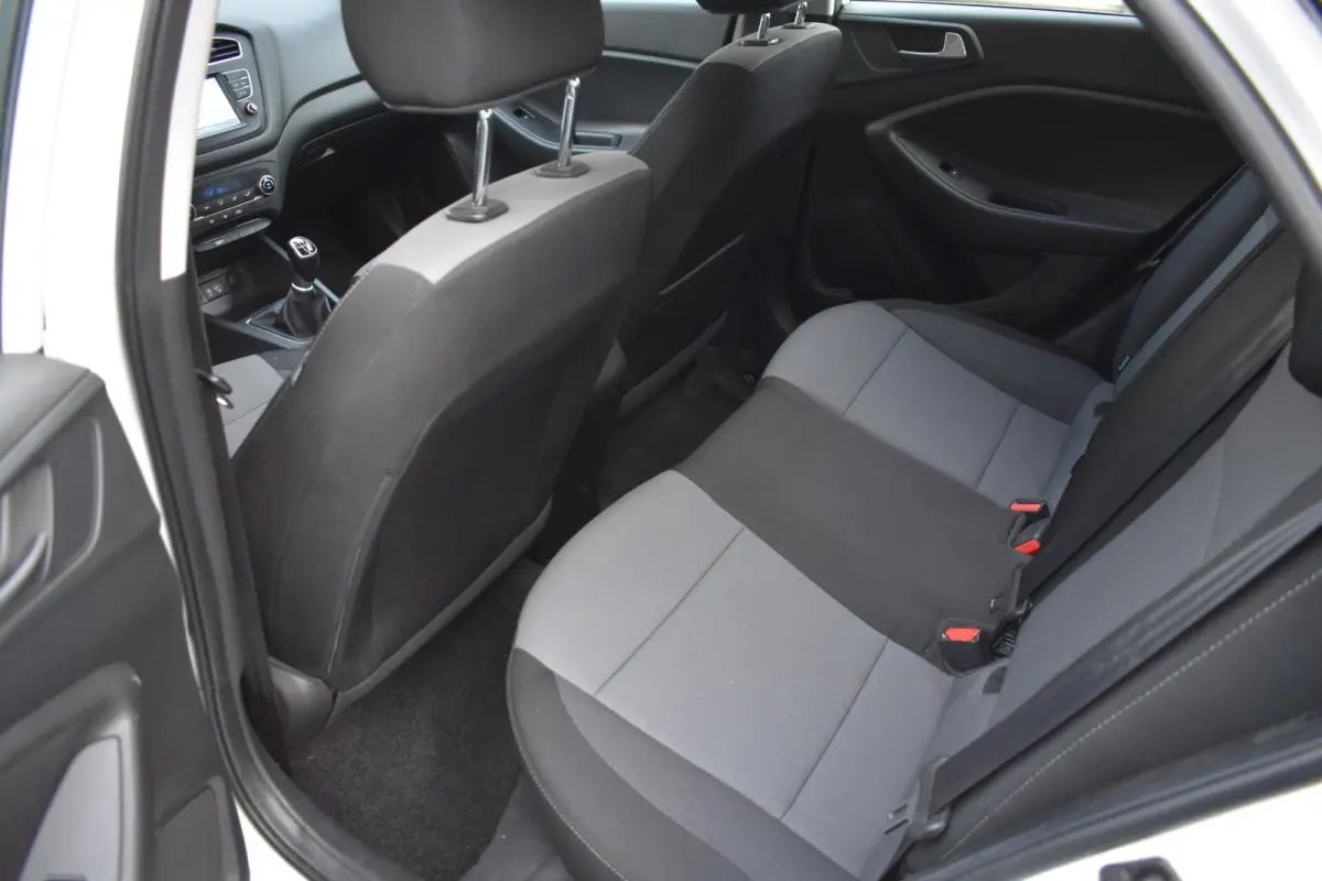 1.0 T-GDI Comfort | Camera | Carplay | Climate | Sportvelgen |